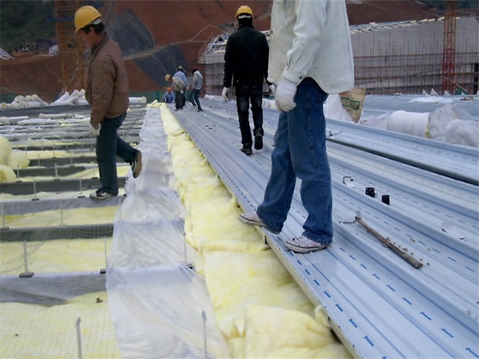 四川安吉县体育馆网架